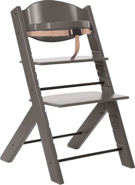 Detailfoto van de Treppy kinderstoel die de verstelbare zitting en voetensteun toont
