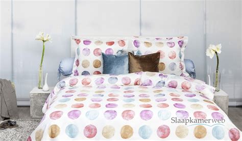 Voorbeelden van diverse dekbedovertrekken voor ledikanten met verschillende dessins