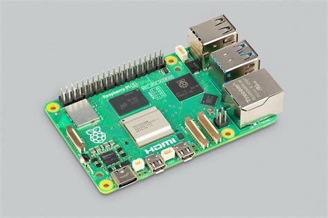 Illustratie van een Raspberry Pi met een correct aangesloten voeding