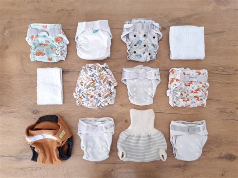 Overzicht van verschillende soorten wasbare luiers en hun materialen.