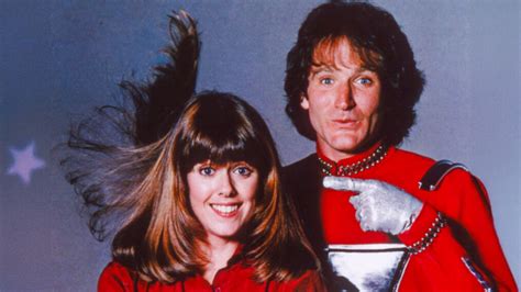 Klassiek beeld uit de serie Mork & Mindy met Robin Williams