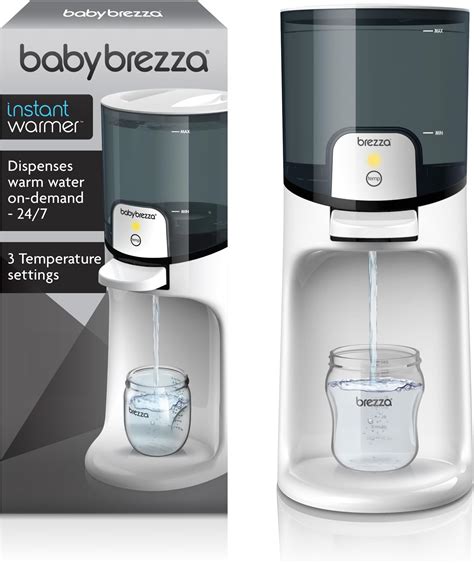 Afbeelding van de Baby Brezza Instant Warmer, met de focus op het compacte ontwerp en het digitale display.
