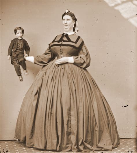 foto van Anna Bates met haar baby