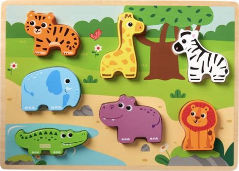 Houten speelgoedvoertuigen van Mini Matters in verschillende dieren vormen, met een groot gat om vast te houden