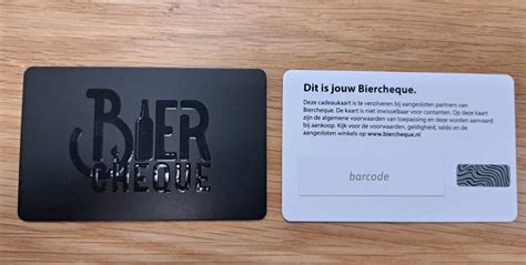 Illustratie van een neutrale kraskaart met een kraslaag en de tekst