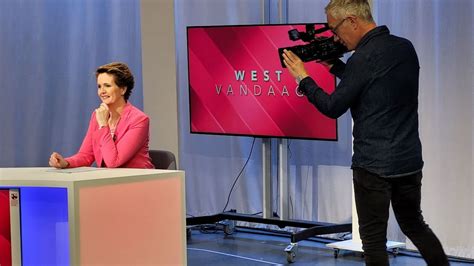 Montage van Martine Boerkamp tijdens haar werk bij Omroep West
