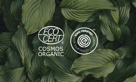 Certificeringslogo's van TÜV Austria en Ecocert Cosmos.