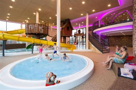 kindvriendelijk hotel met zwembad en speeltuin