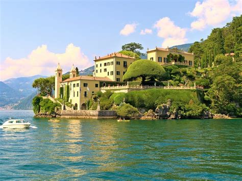 Schiereiland met Villa Balbianello aan het Comomeer