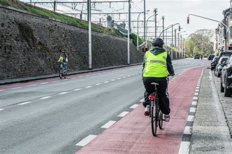 Vergelijking van ovulatietestresultaten: oplopende, piek en aflopende streep