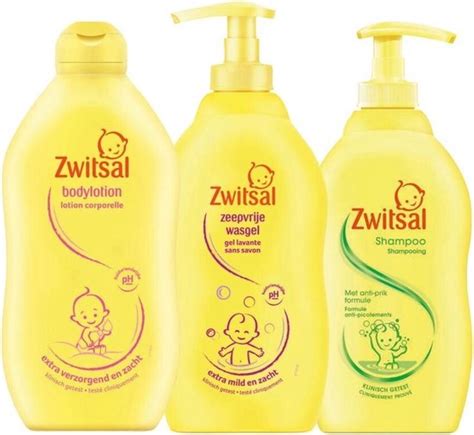 een collage van de vernieuwde Zwitsal shampoo, wasgel en bodylotion