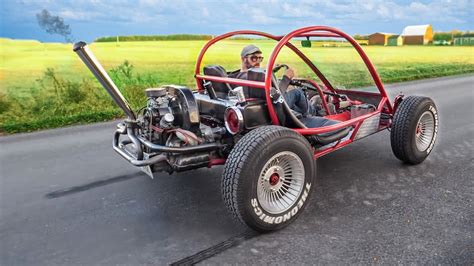 Detail van een buggy met rallygordels