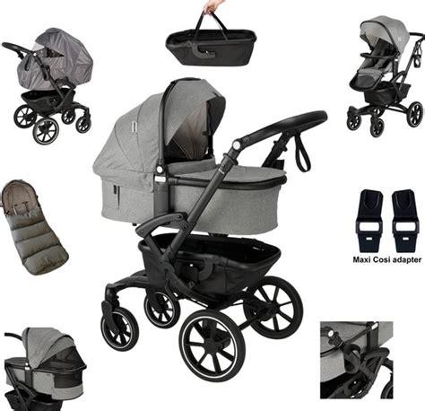 Collage van verschillende Greentom accessoires, zoals een voetenzak, regenhoes en shopping bag.