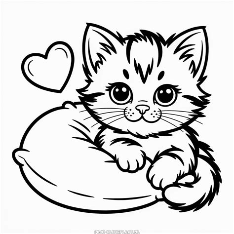 Collage van schattige baby's met diverse attributen zoals spenen, flesjes en kinderwagens.