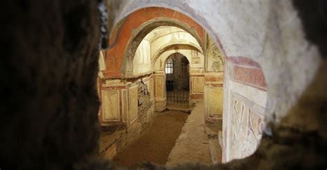 Een vroegchristelijke afbeelding uit de catacomben van Priscilla, met de magiërs en een ster