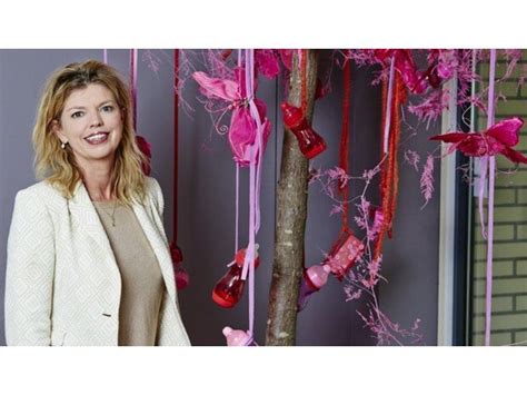 Vivienne van Eijkelenborg ontvangt de prijs voor Zakenvrouw van het Jaar 2016