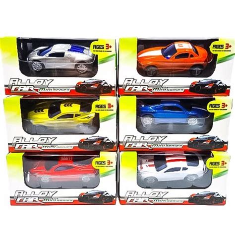 Collage van verschillende Speedzone speelgoedauto's in diverse kleuren en modellen