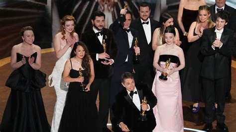 Infographic die de 4 gewonnen Oscars van Million Dollar Baby weergeeft.