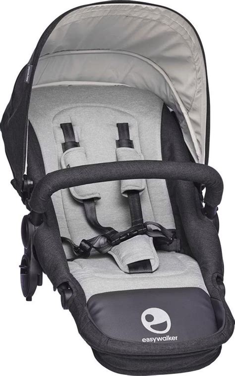 Stijlvolle Easywalker Harvey kinderwagen in Coal Black uitvoering