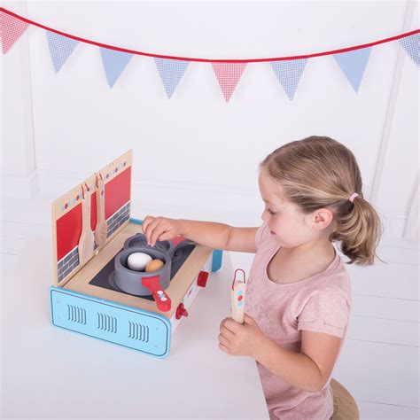 Houten speelgoed fornuis met afwasbak