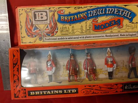 Voorbeelden van Britains New Metal modellen, inclusief ridders