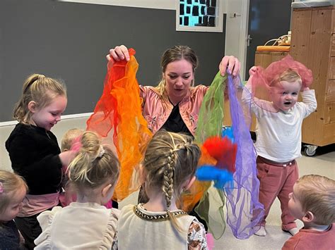 Diverse poppen en actiefiguren die de fantasie van kinderen prikkelen