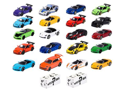 Verschillende soorten Porsche speelgoedauto's en -sets voor kinderen.