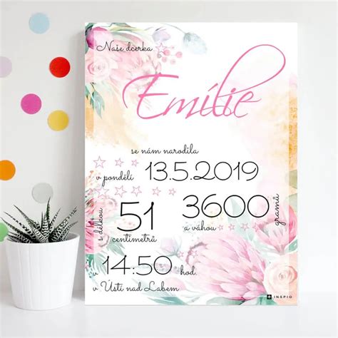 Koláž různých ručně vyráběných kartiček pro děkovné dárky na babyshower (dupačky, pleny, kruhy).