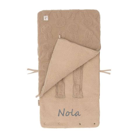 Voetenzak met geborduurde naam van een kind