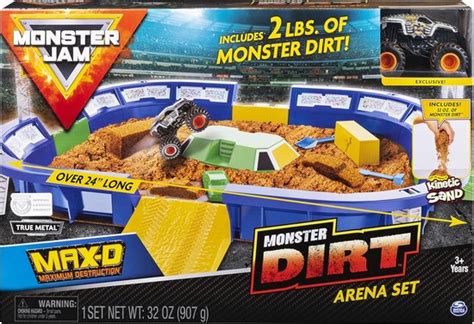 Foto van een Monster Jam speelset met ramps en arena