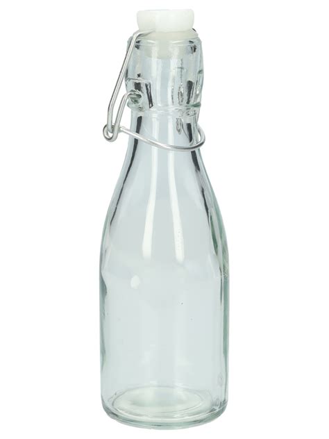 Close-up van baobabolie in een glazen flesje